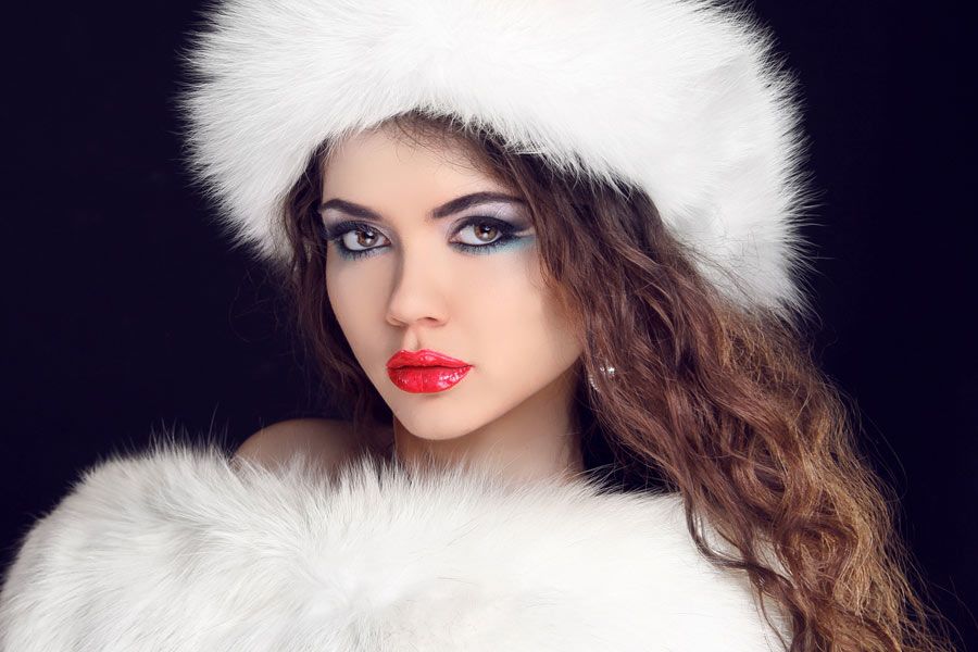 Best Winter Makeup Looks For The Holiday Season